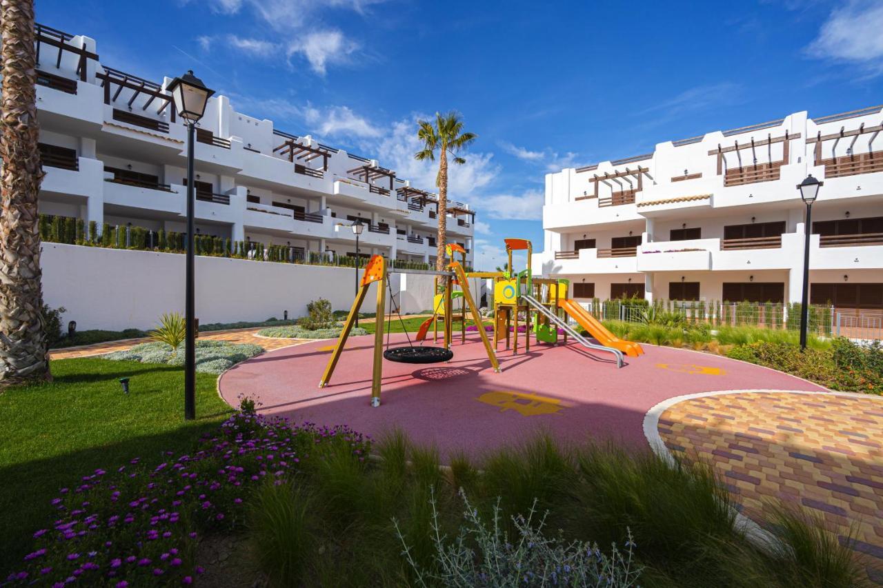 Lujoso San Juan De Los Terreros